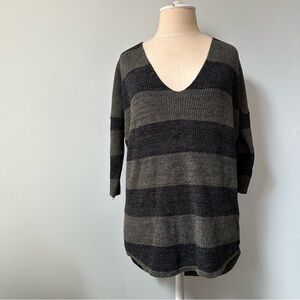 Express Thick Striped Sweater Hi Low Small Green Black V neck